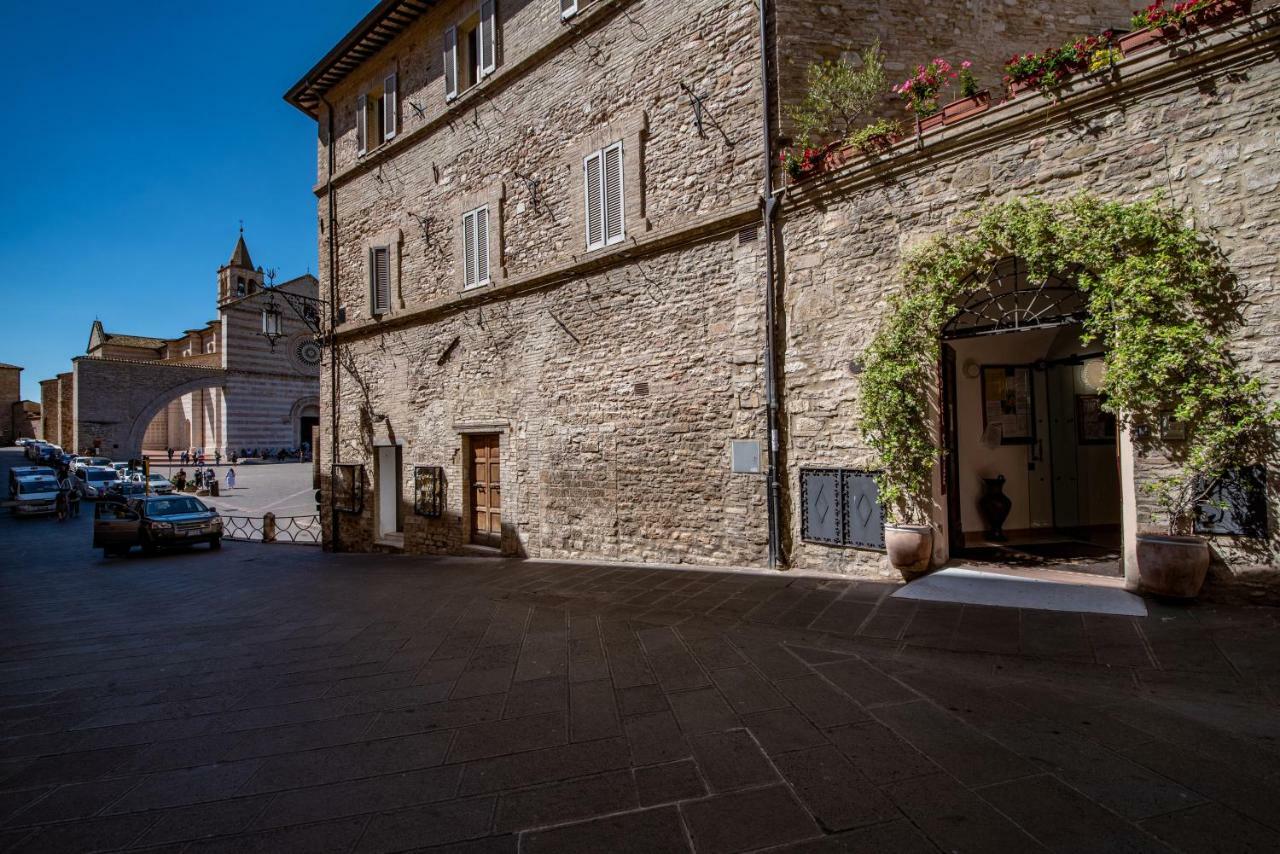 Hotel Sole Assisi Exterior foto